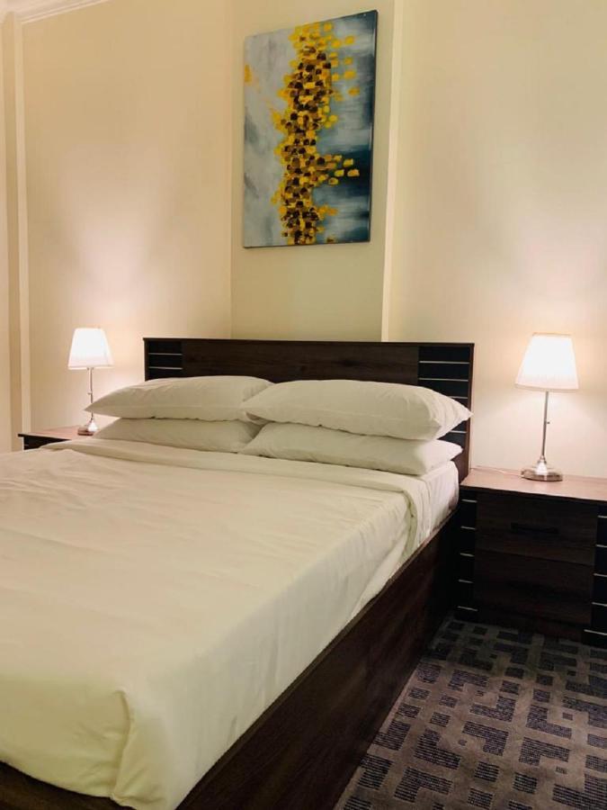 Chelsea Gardens Apartment Doha Buitenkant foto