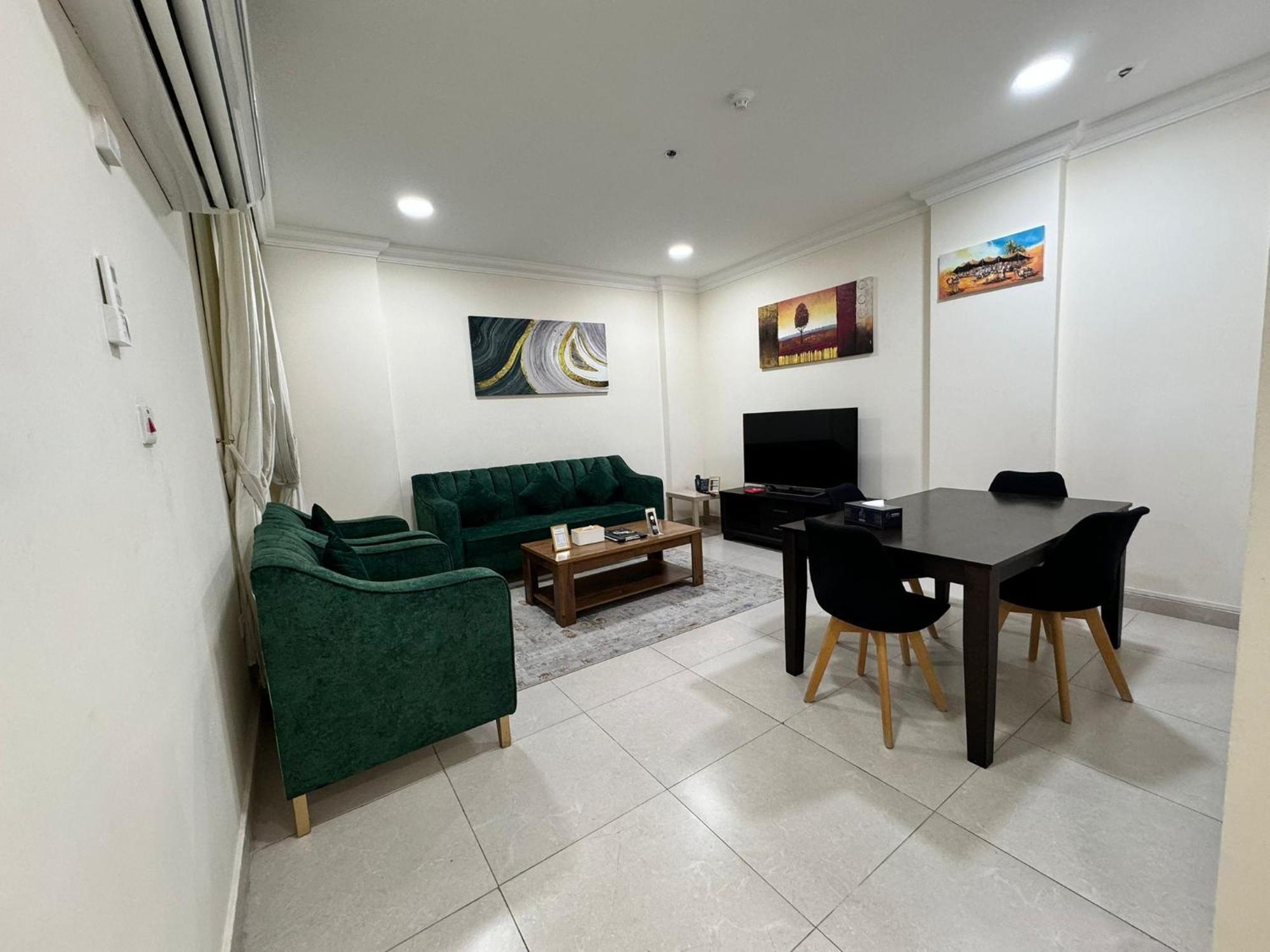 Chelsea Gardens Apartment Doha Buitenkant foto